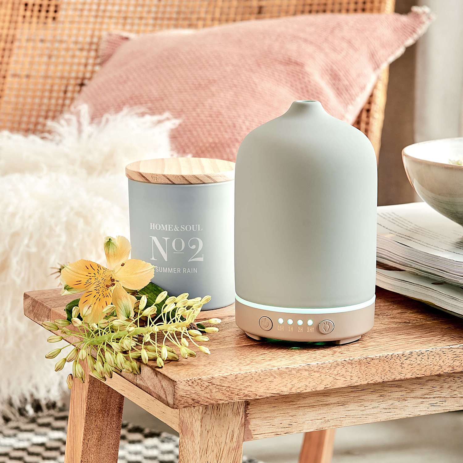 HOME & SOUL lumanare parfumata - No 2 Summer Rain