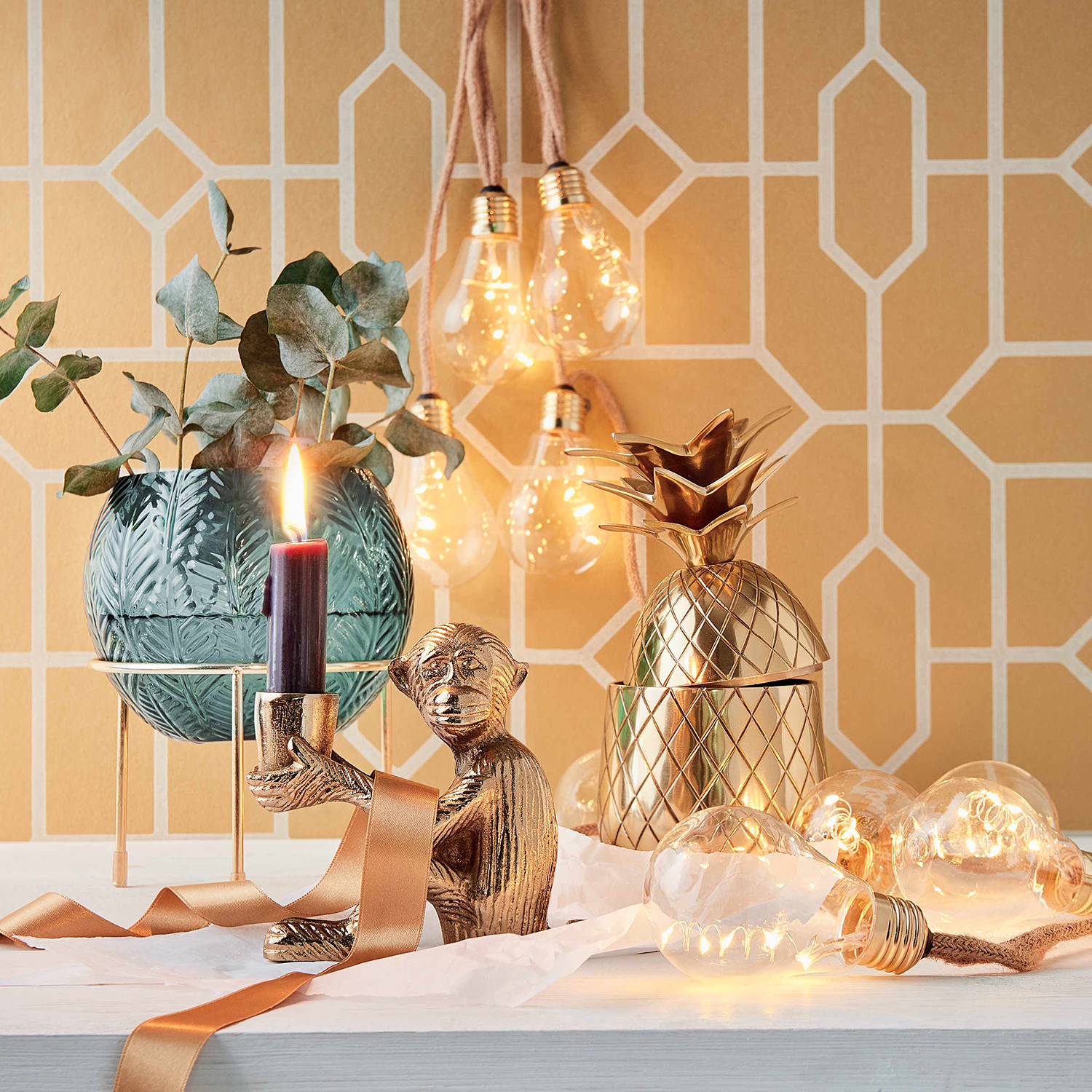 LE SINGE suport pentru lumanare maimuta auriu