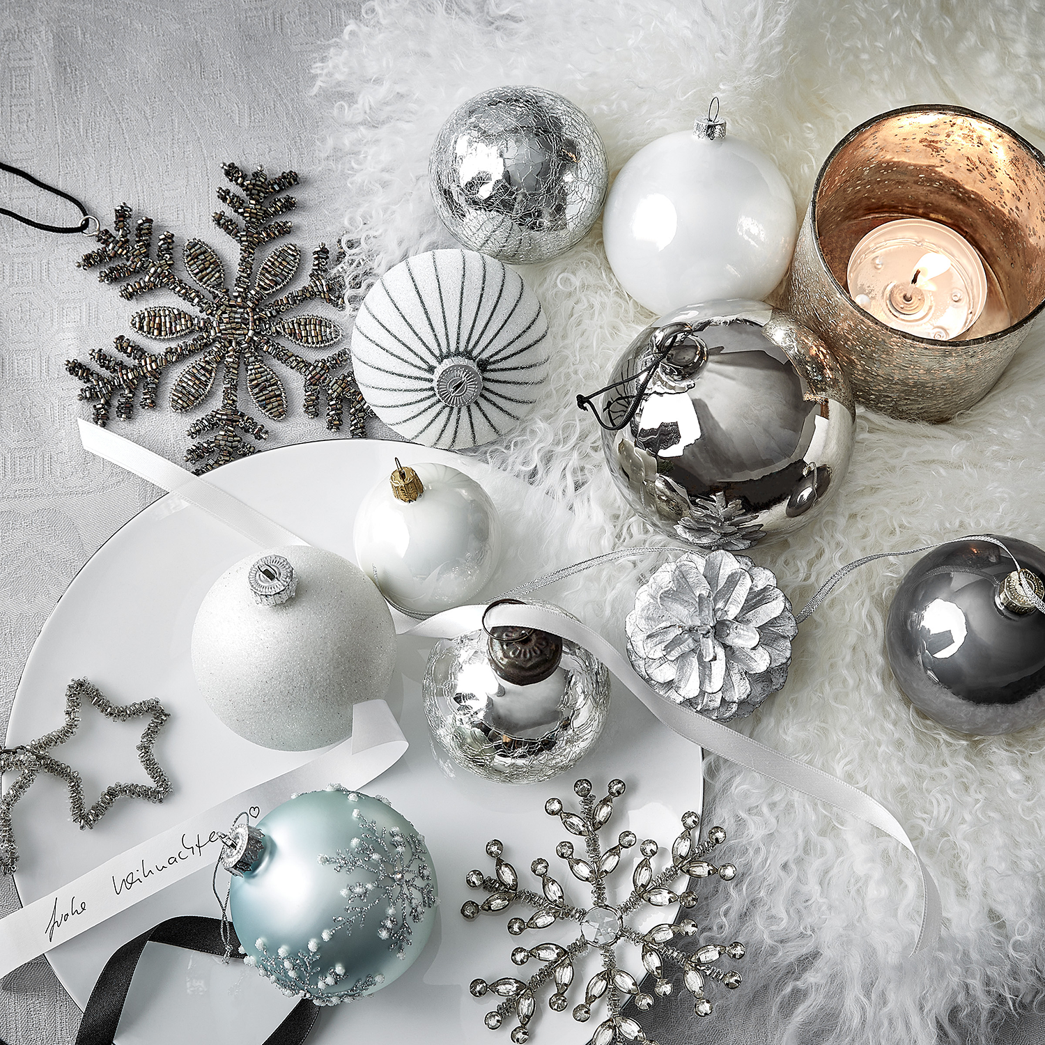 HANG ON fulg de zapada cu margelute de sticla 11cm