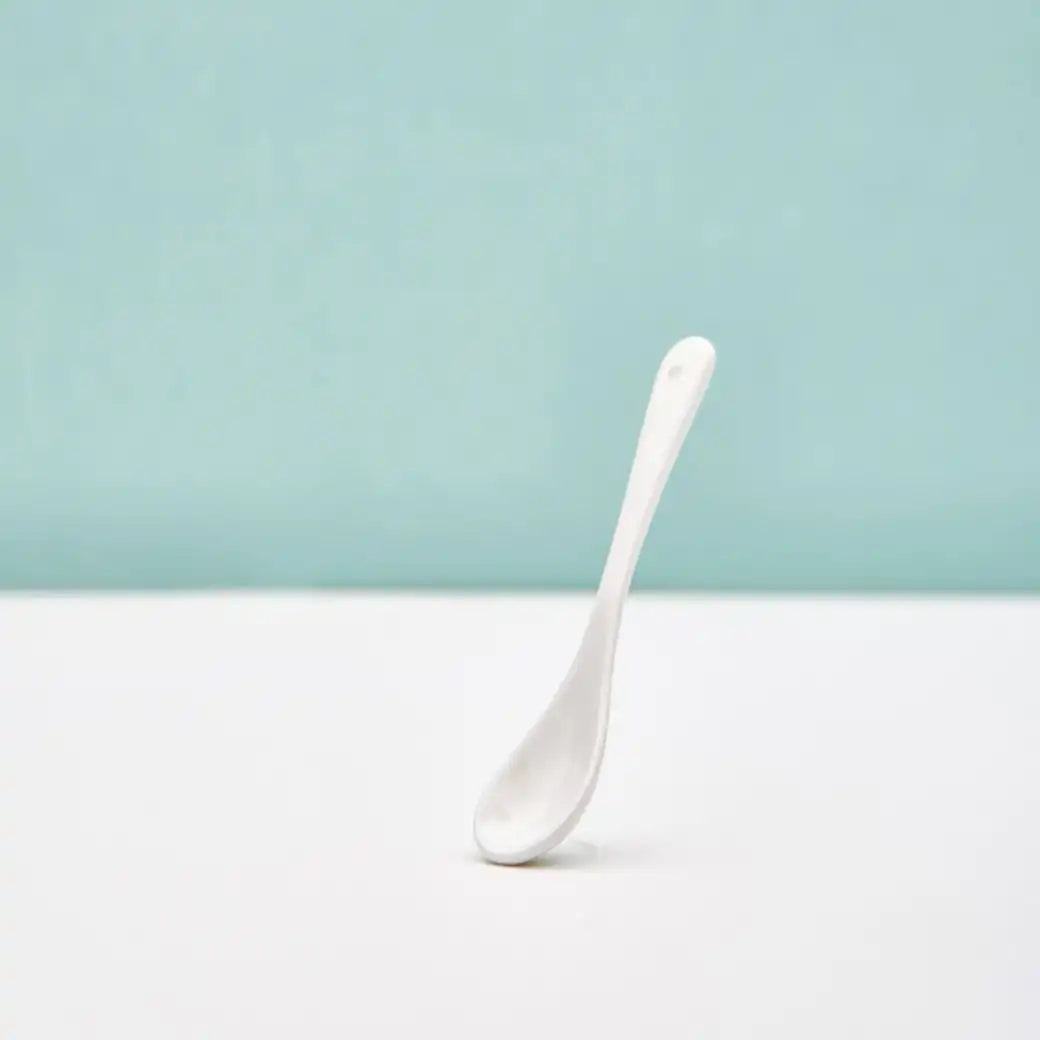 EGG lingura din portelan alb