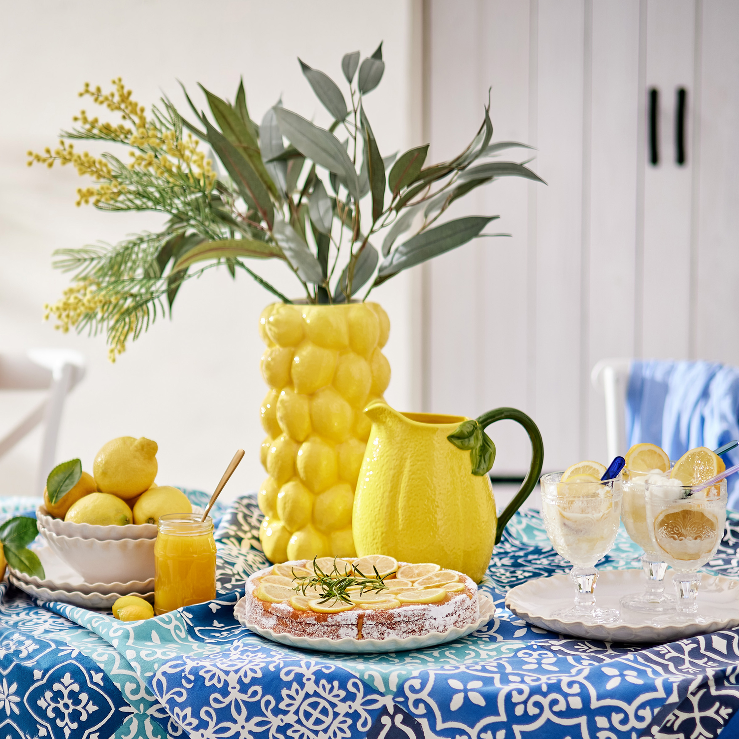 AMALFI fata de masa albastra | 160 x 160 cm