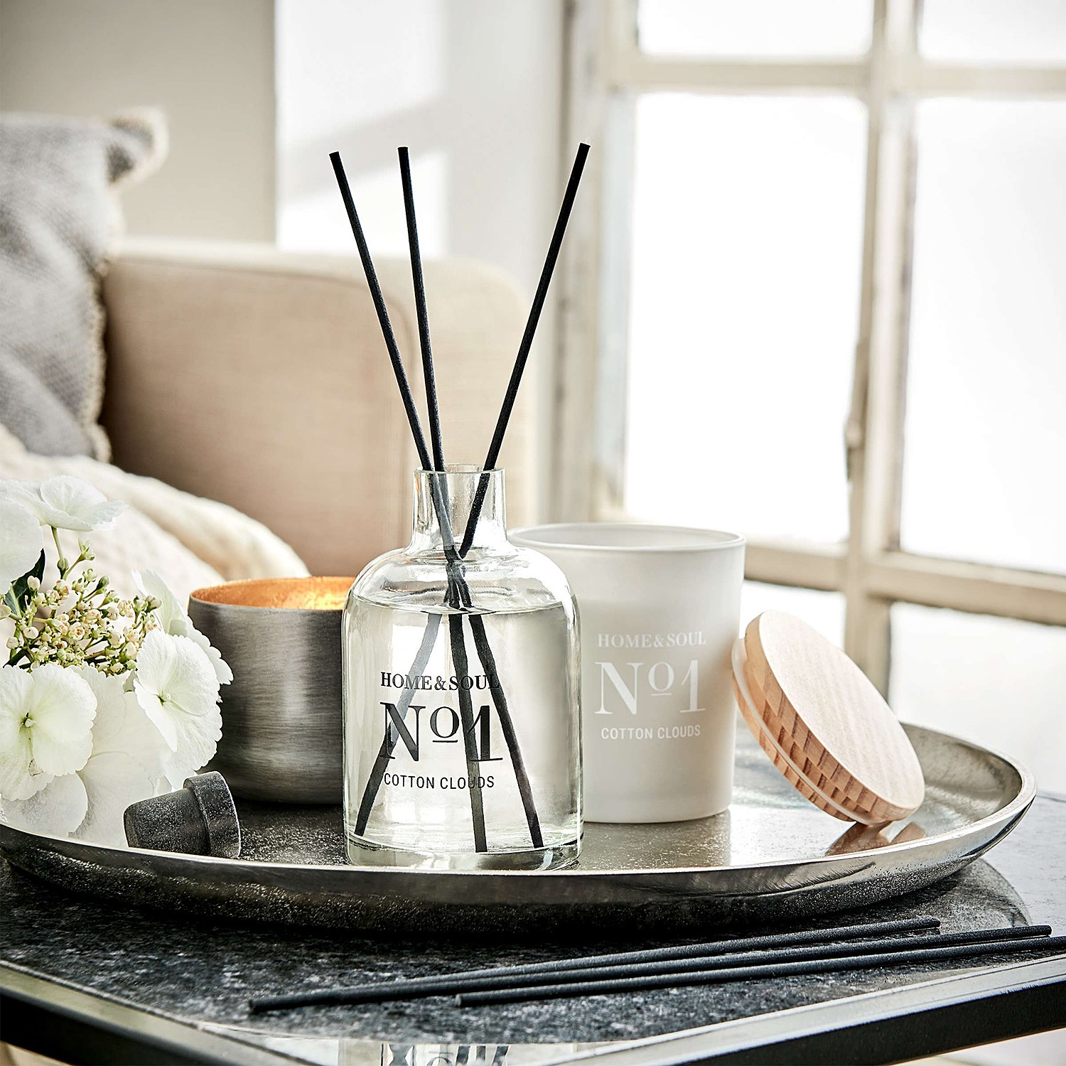 HOME & SOUL lumanare parfumata - No 1 Cotton Clouds