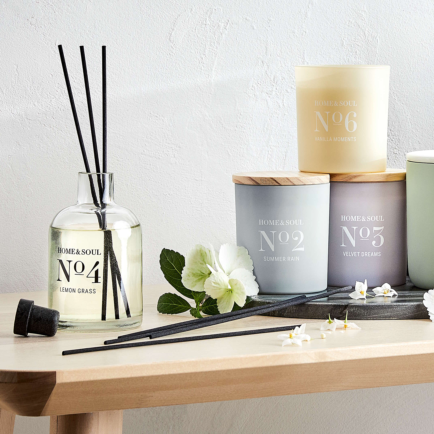 HOME & SOUL lumanare parfumata - No 3 Velvet Dreams