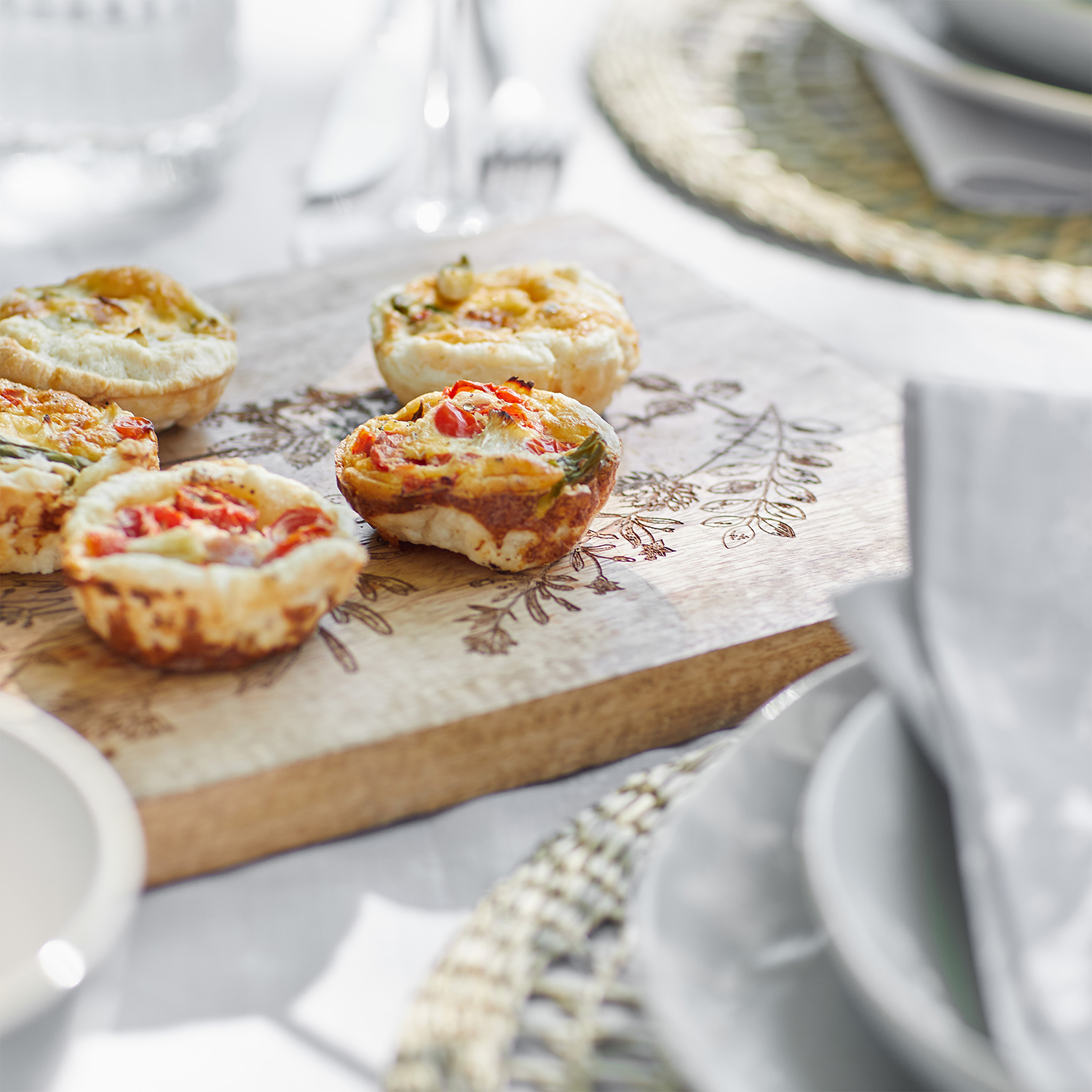 FINE CUT tocator cu model floral