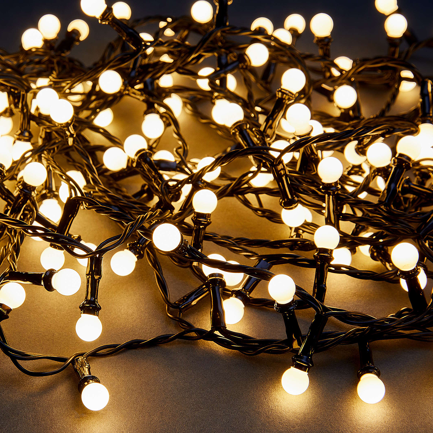 WHITE BULBS LK instalatie interior/exterior | 200 LED